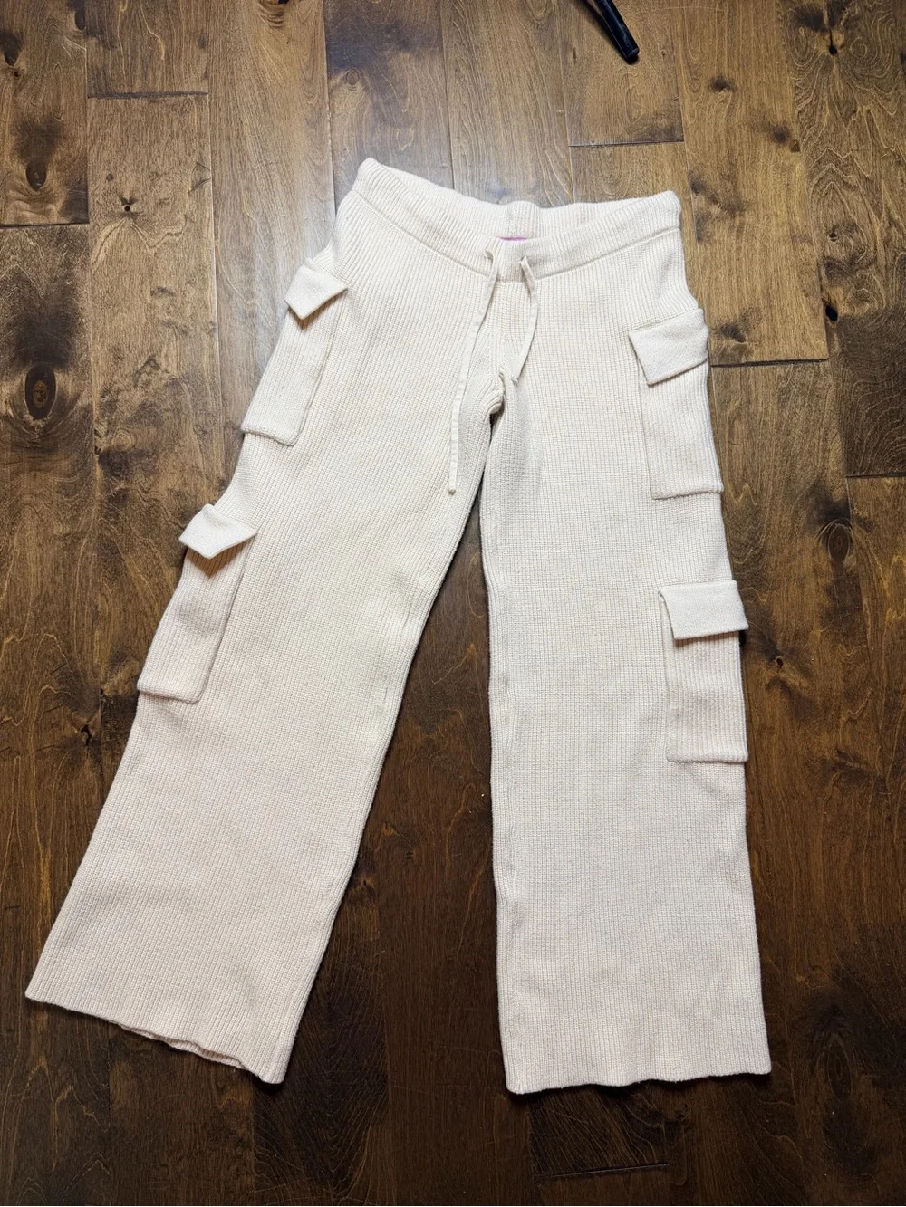 Edikted Cream Waffle Knit Cargo Lounge Pants Size Small